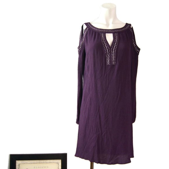 Knox Rose Cold Shoulder Dress - Picture 2 of 8